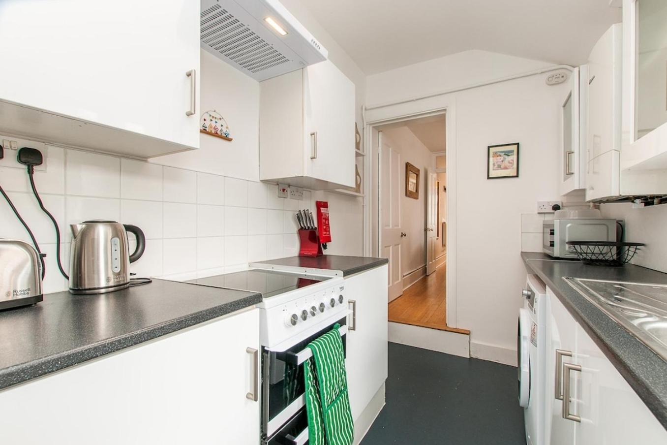 ברודסטיירס Magdala Cottage -Village Location- Dog Friendly מראה חיצוני תמונה